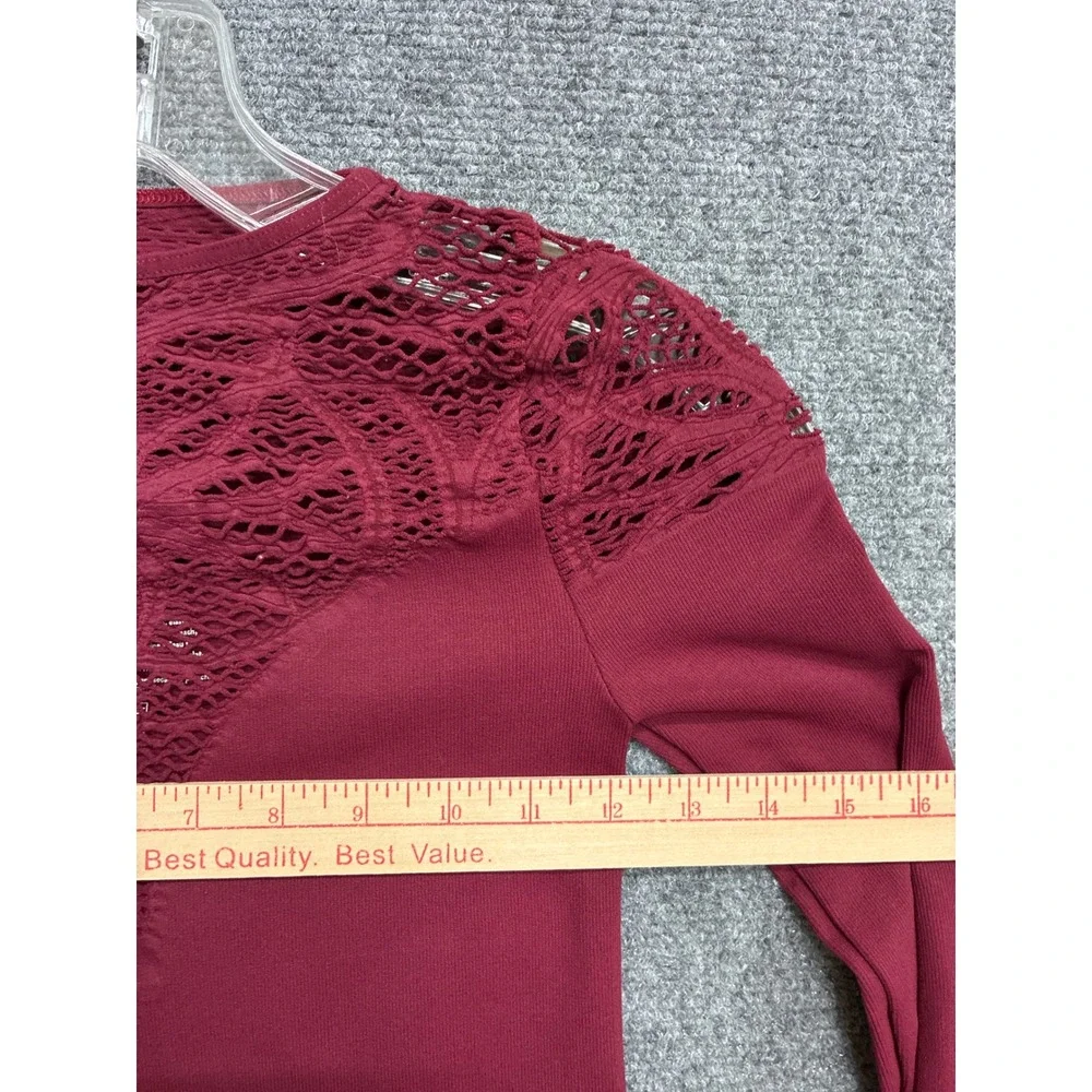 Free People Movement & Intimately Top Bundle Maroon Lace Sage Ribbed XS/S